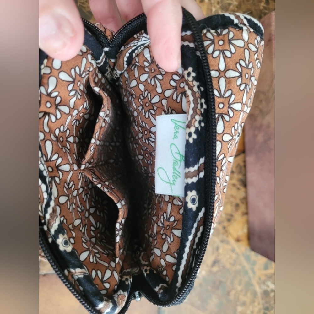 Vera Bradley Black and Gold Crossbody Bag - Picture 2 of 6